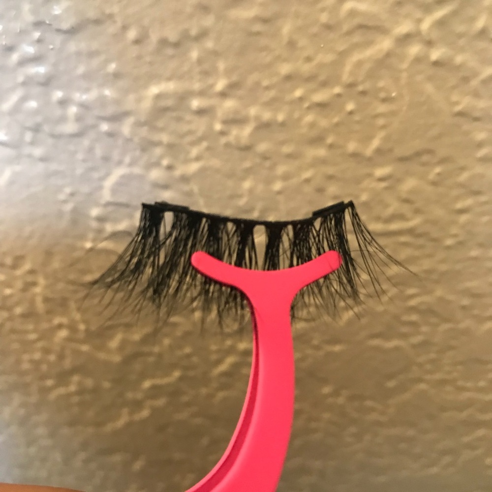 Magnetic Lashes 2 pair bundle - Picture 2 of 6